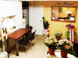 Affittacamere Mi House 2*